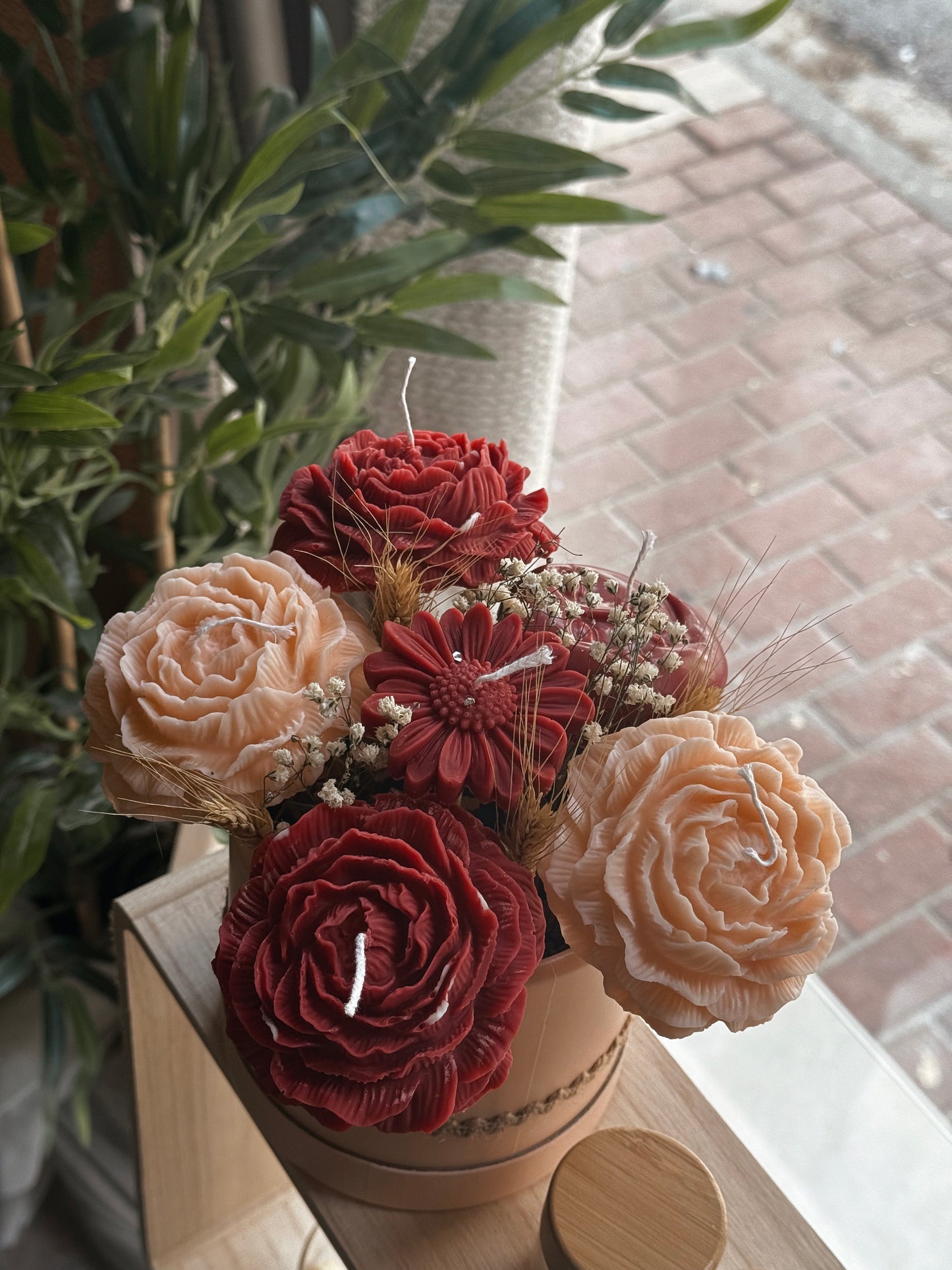 The inner bloom box - Boozy Salty Caramel